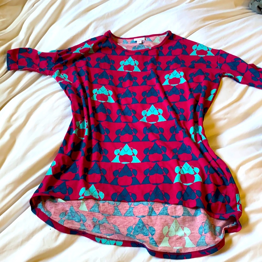 LulaRoe Disney Minnie hi-low tunic top